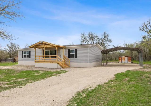 2nd image of 1014 Doe Run, Caldwell, TX 77836 | MLS# 66830979