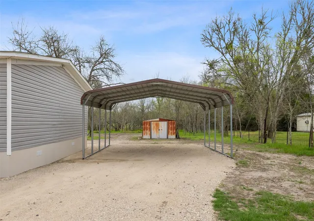 3rd image of 1014 Doe Run, Caldwell, TX 77836 | MLS# 66830979