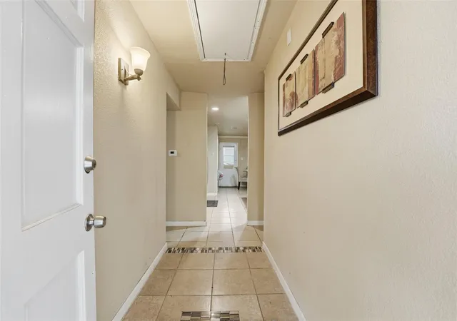 Photo 4 of Single family home for sale at 4850 Raven Ridge Dr, Houston, TX 77053 | MLS# 3652875 | Listing updated on 2026-07-12
