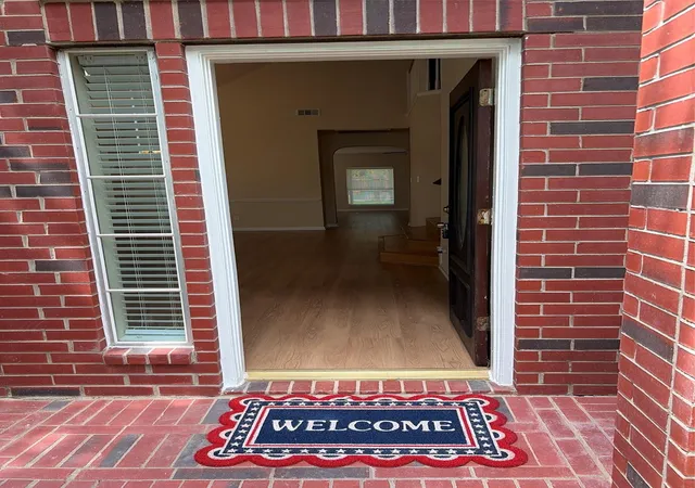 4th image of 1138 Evandale Ln, Sugar Land, TX 77479 | MLS# 37071507