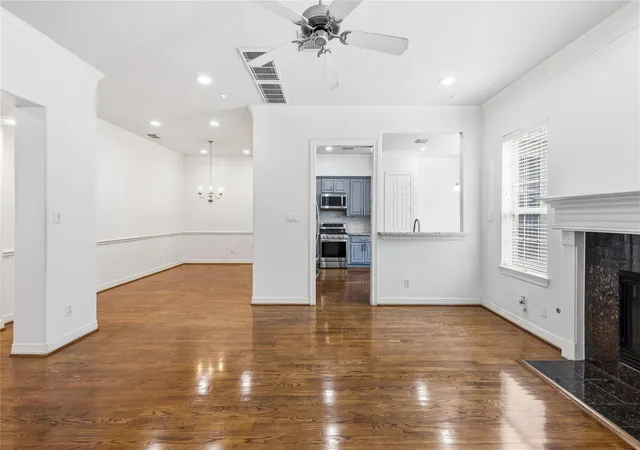 Photo 3 of Single family home for sale at 3207 Holly Shrs Dr, Houston, TX 77042 | MLS# 31863639 | Listing updated on 2026-09-19