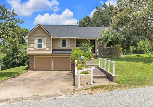Photo 1 of Single family home for sale at 70 Valley Dr, Coldspring, TX 77331 | MLS# 83005245 | Listing updated on 2026-09-09