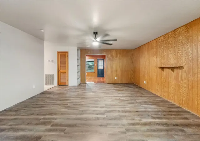 Photo 3 of Single family home for sale at 1013 Stevens Ave, Conroe, TX 77301 | MLS# 95715950 | Listing updated on 2026-09-14