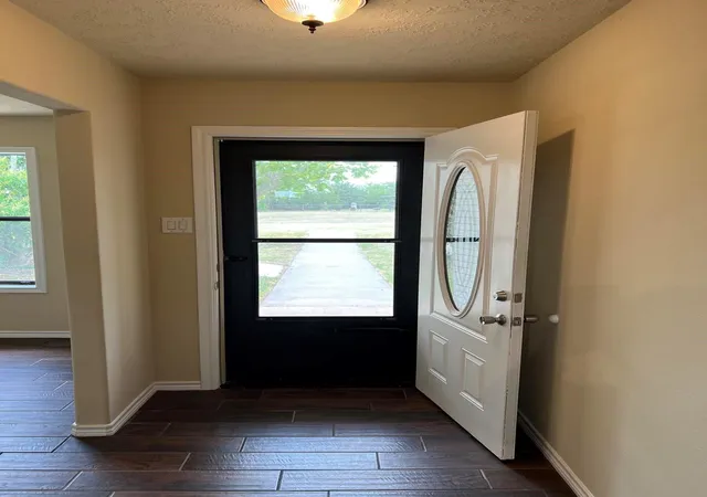3rd image of 918 Fairway Dr, Navasota, TX 77868 | MLS# 8191579