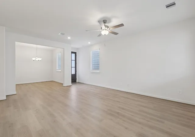 Photo 3 of Single family home for sale at 19951 Emerald Bnd Way, Atascocita, TX 77346 | MLS# 83421108 | Listing updated on 2026-09-19
