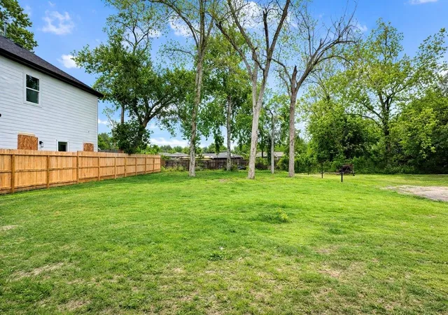 32nd image of 5125 Larkspur St, Houston, TX 77033 | MLS# 19409802