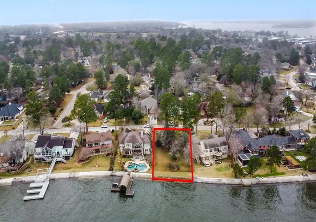 Photo 3 of Land for sale at 11823 Thoreau Dr, Montgomery, TX 77356 | MLS# 77392526 | Listing updated on 2026-09-11
