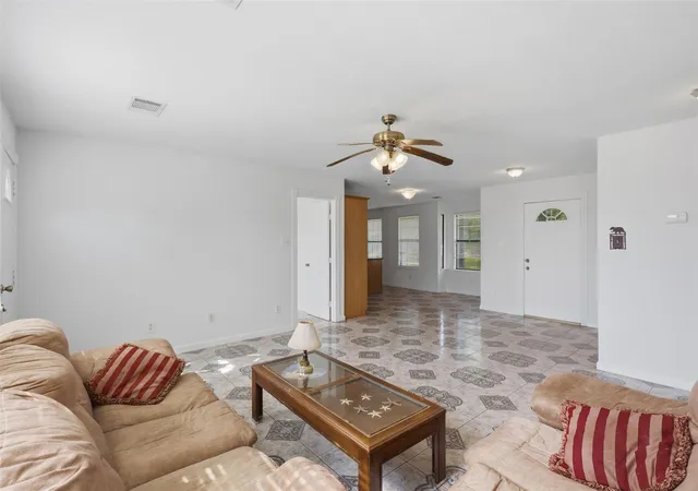 3rd image of 3834 Quail Hollow Dr, Brookshire, TX 77423 | MLS# 73587156