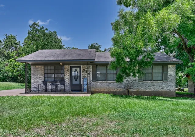 Homes for sale in Brenham, TX | 316 Johnson St, Brenham, TX 77833 | MLS# 6061951
