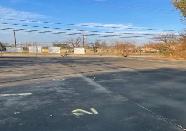2nd image of 4442b Kelley St, Houston, TX 77026 | MLS# 92725503