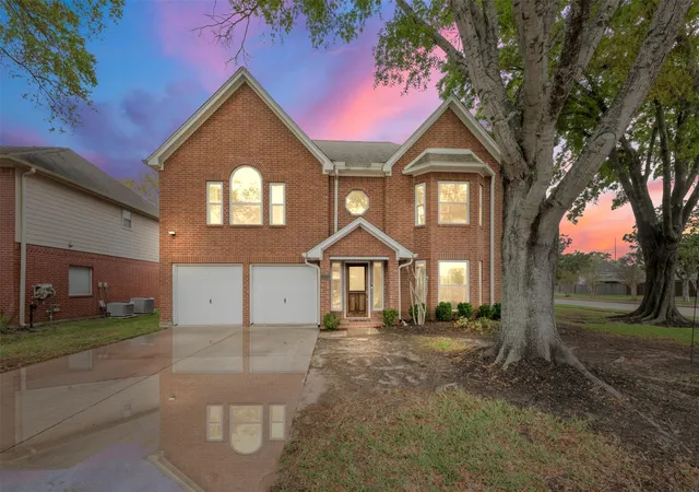 1st image of 2602 Hampton Springs Dr, Seabrook, TX 77586 | MLS# 82842546