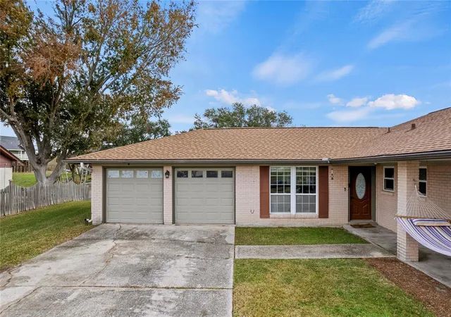Photo 1 of Single family home for sale at 214 Yaupon Dr, Baytown, TX 77520 | MLS# 20419409 | Listing updated on 2026-07-10