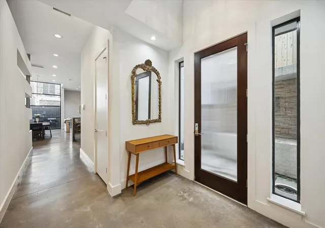 Photo 3 of Single family home for sale at 6504 Rodrigo St #B, Houston, TX 77007 | MLS# 95156632 | Listing updated on 2026-09-17