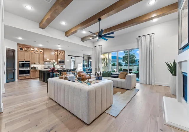 Photo 3 of Single family home for sale at 1000 Prescott Dr, Conroe, TX 77301 | MLS# 8424905 | Listing updated on 2026-09-20