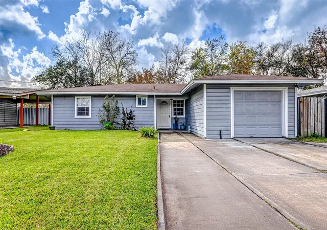 1st image of 3704 Malone Dr, Pasadena, TX 77503 | MLS# 30618708