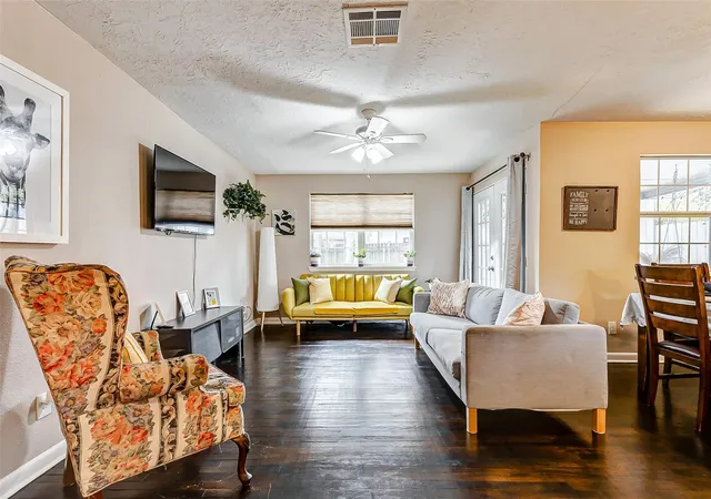 Photo 4 of Single family home for sale at 3704 Malone Dr, Pasadena, TX 77503 | MLS# 30618708 | Listing updated on 2026-09-24