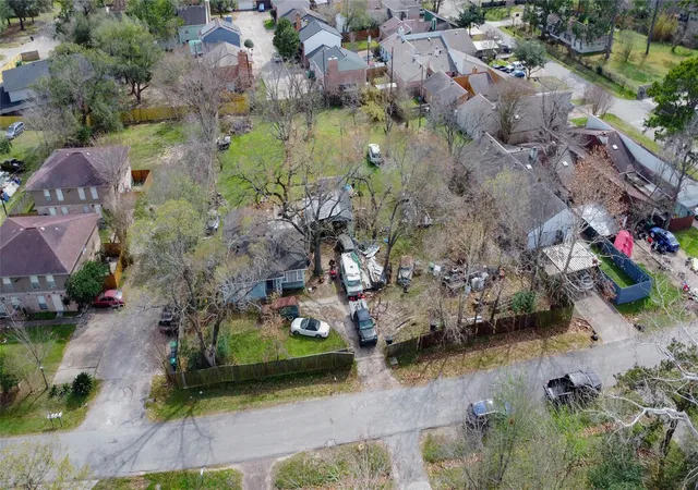 4th image of 9229 Kerrwood Ln, Houston, TX 77080 | MLS# 84628938