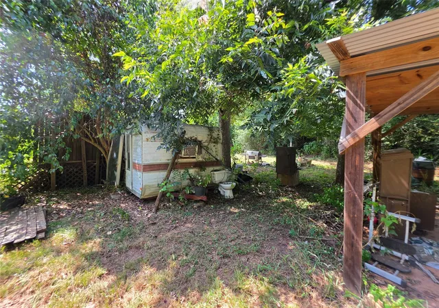 Photo 3 of Single family home for sale at 919 E Murchison St, Palestine, TX 75801 | MLS# 42454118 | Listing updated on 2026-09-03