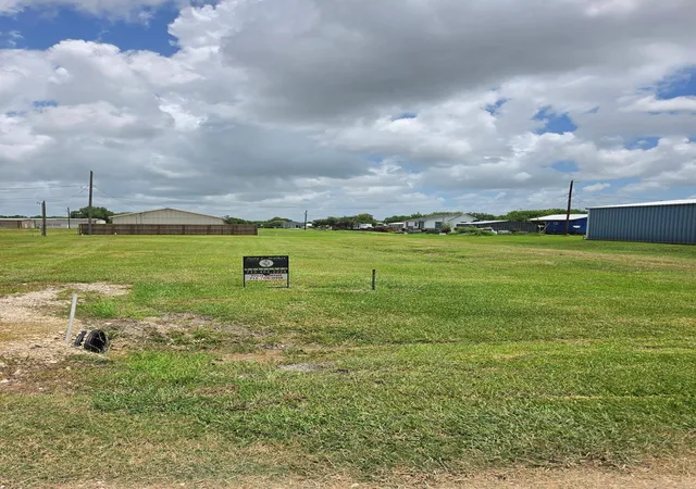 2nd image of 1202 W Dallas, Seadrift, TX 77983 | MLS# 98214715