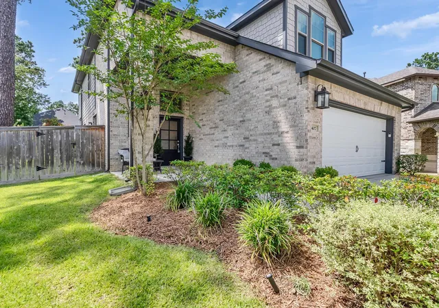 Photo 2 of Single family home for sale at 407 Soapberry Tree Ct, Willis, TX 77318 | MLS# 61481570 | Listing updated on 2026-10-08