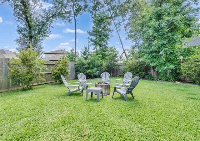 Photo 4 of Single family home for sale at 407 Soapberry Tree Ct, Willis, TX 77318 | MLS# 61481570 | Listing updated on 2026-10-08
