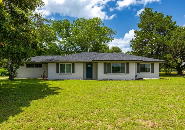 Homes for sale in Columbus, TX | 3505 Brunes Mill Rd, Columbus, TX 78934 | MLS# 13970185