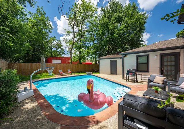 Photo 3 of Single family home for sale at 4827 Elmbrook Dr, Spring, TX 77388 | MLS# 64146754 | Listing updated on 2026-07-14