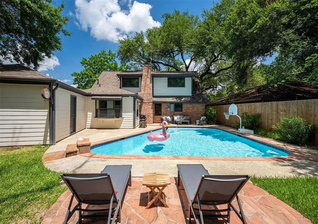 Photo 4 of Single family home for sale at 4827 Elmbrook Dr, Spring, TX 77388 | MLS# 64146754 | Listing updated on 2026-07-14
