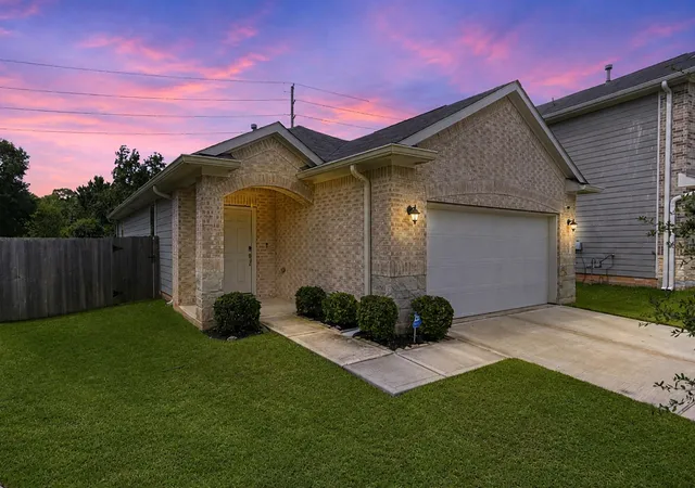 Homes for sale in Tomball, TX | 10707 Catclaw Ct, Tomball, TX 77375 | MLS# 10513447