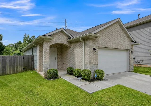 Homes for sale in Tomball, TX | 10707 Catclaw Ct, Tomball, TX 77375 | MLS# 10513447