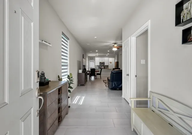 Photo 3 of Single family home for sale at 10707 Catclaw Ct, Tomball, TX 77375 | MLS# 10513447 | Listing updated on 2026-09-12