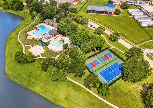 43rd image of 1706 Lake Charlotte Ln, Richmond, TX 77406 | MLS# 69364822