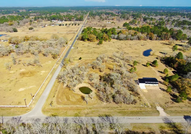 17th image of 26050 Forest Hills Ln, Waller, TX 77484 | MLS# 63695445