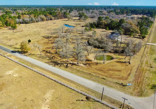 2nd image of 26050 Forest Hills Ln, Waller, TX 77484 | MLS# 63695445