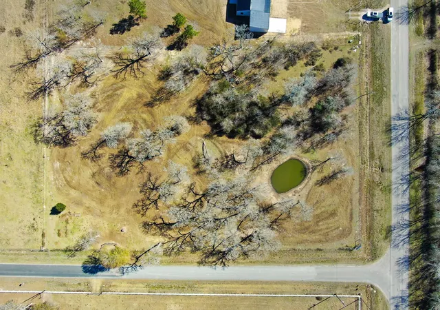 4th image of 26050 Forest Hills Ln, Waller, TX 77484 | MLS# 63695445