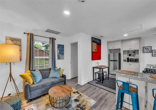 1st image of 7112 Avenue L, Houston, TX 77011 | MLS# 14475280