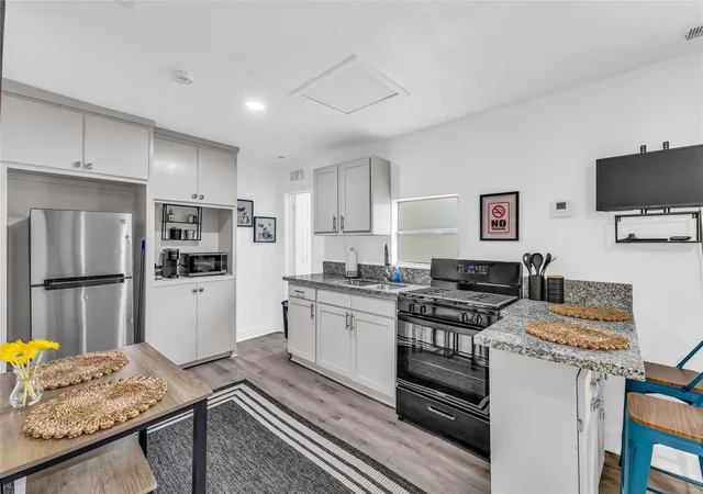 5th image of 7112 Avenue L, Houston, TX 77011 | MLS# 14475280