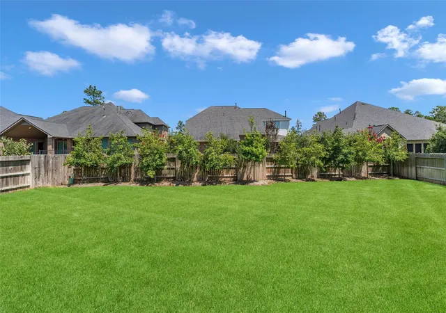 Homes for sale in Pinehurst, TX | 1027 Groveton Ridge Ln, Pinehurst, TX 77362 | MLS# 35793607