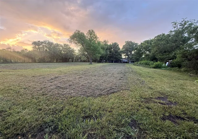 Photo 2 of Land for sale at 822 Wing Tip Ct, Rosharon, TX 77583 | MLS# 30806530 | Listing updated on 2026-09-10