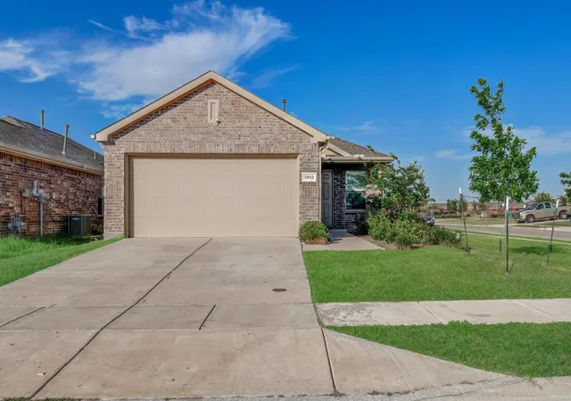 1st image of 2802 Highgarden Trl, Crandall, TX 75114 | MLS# 7377047