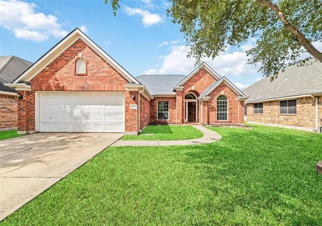 Homes for sale in Richmond, TX | 7606 Brighton Knolls Ln, Richmond, TX 77407 | MLS# 87028098