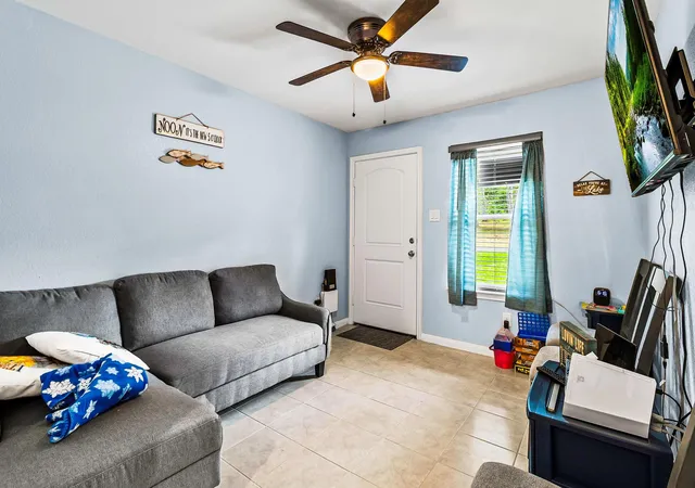 4th image of 155 Cherry Tree, Livingston, TX 77351 | MLS# 91119882