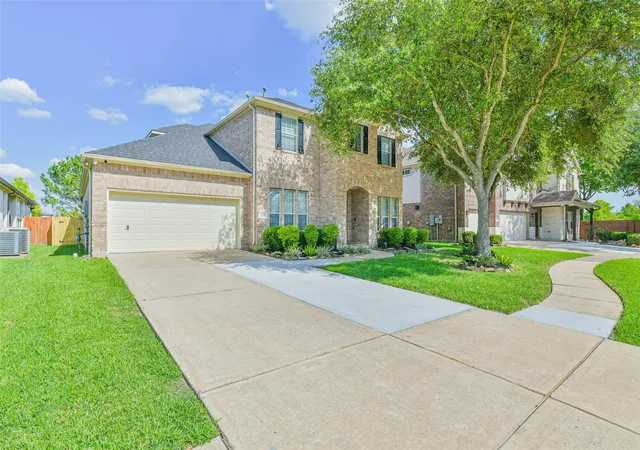 Homes for sale in Pearland, TX | 2425 Harbor Chase Dr, Pearland, TX 77584 | MLS# 81857594