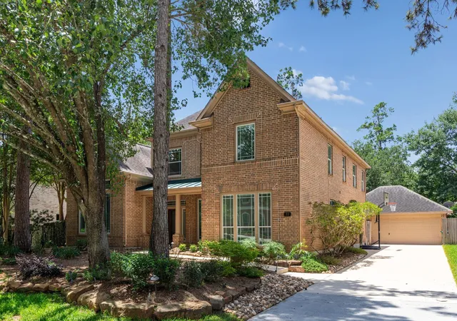 2nd image of 23 Broadweather Pl, Spring, TX 77382 | MLS# 14071009