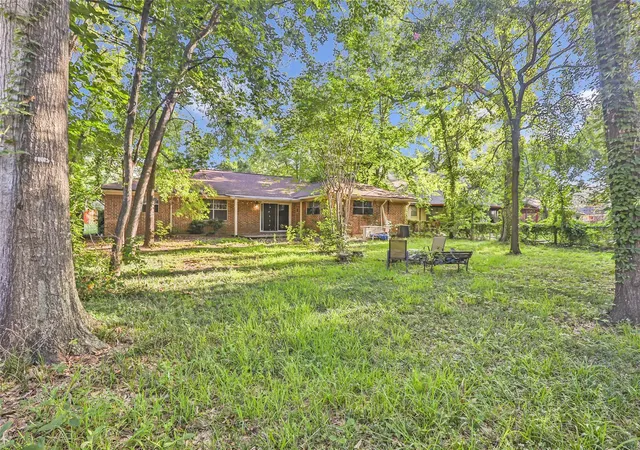3rd image of 1015 Stevens Ave, Conroe, TX 77301 | MLS# 32339001