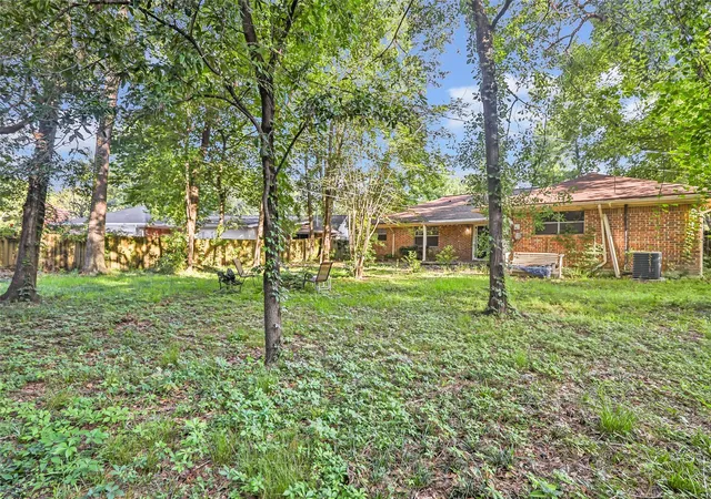 4th image of 1015 Stevens Ave, Conroe, TX 77301 | MLS# 32339001