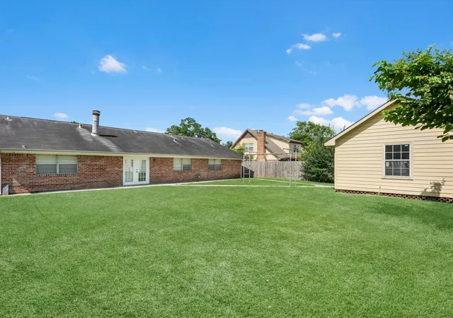 Photo 22 of Single family home for sale at 13931 Roundstone Ln, Houston, TX 77015 | MLS# 47605791 | Listing updated on 2026-09-22