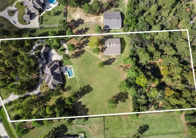 2nd image of 11 Willowcreek Ranch Rd, Tomball, TX 77377 | MLS# 73095569