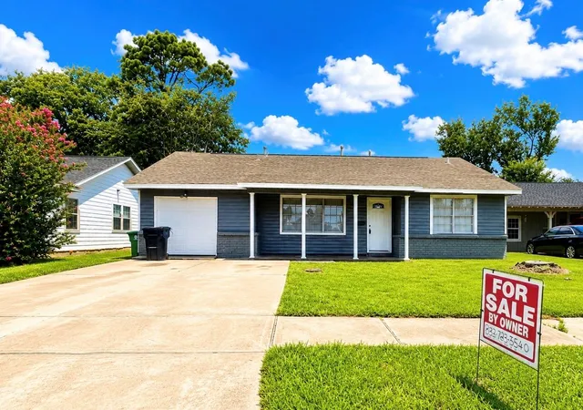 Photo 1 of Single family home for sale at 631 Roper St, Houston, TX 77034 | MLS# 8794917 | Listing updated on 2026-09-11