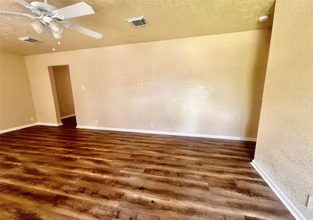 Photo 3 of Single family home for sale at 631 Roper St, Houston, TX 77034 | MLS# 8794917 | Listing updated on 2026-09-11